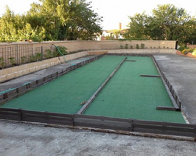 Zona de Recreo Privada y Piscina